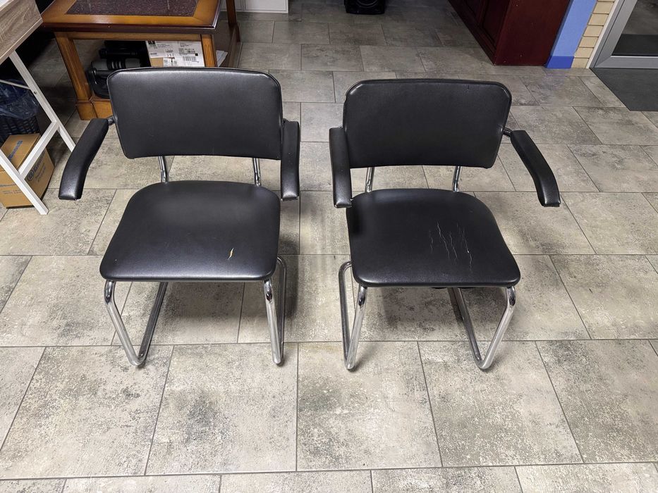 Кресло конференционное Новый Стиль Sylwia arm chrome Черный