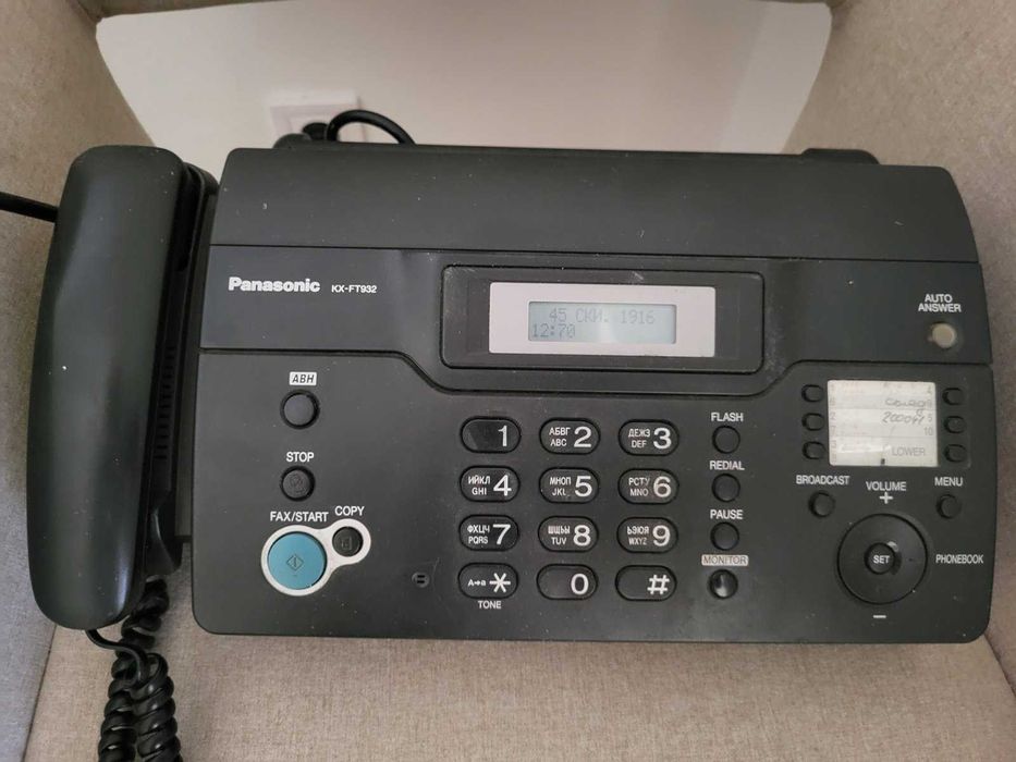 Телефон факс Panasonic KX-FT932UA