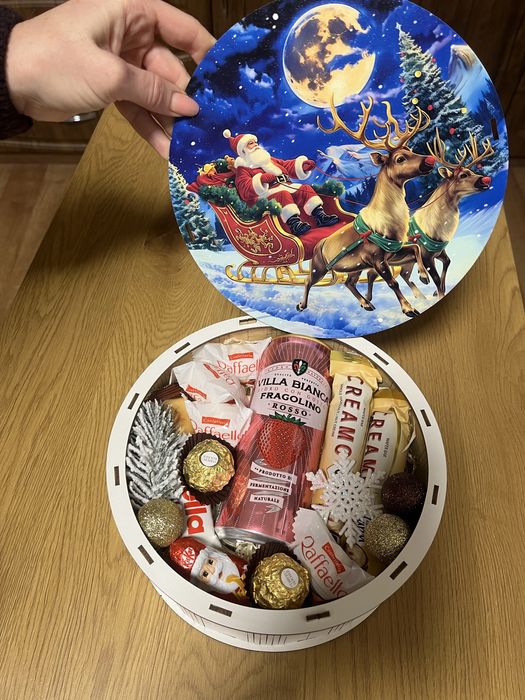 Новорічний подарунковий бокс