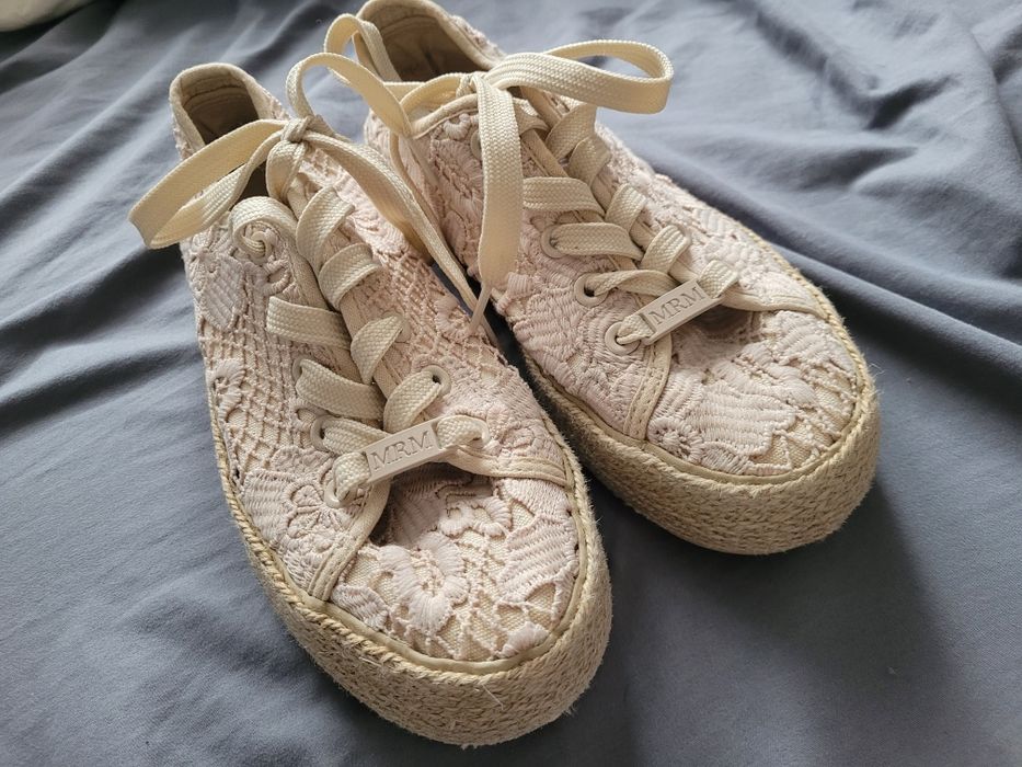 Buty Espadryle MRM Deezee koronkowe kremowe 36 23cm wkladka