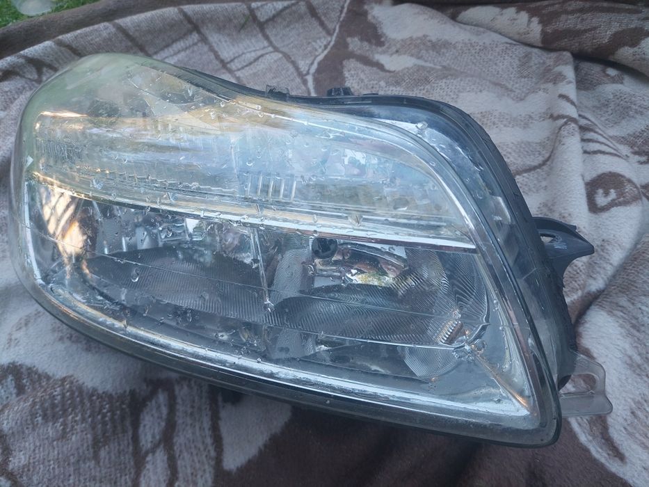 Lampa Opel Insignia A prawa