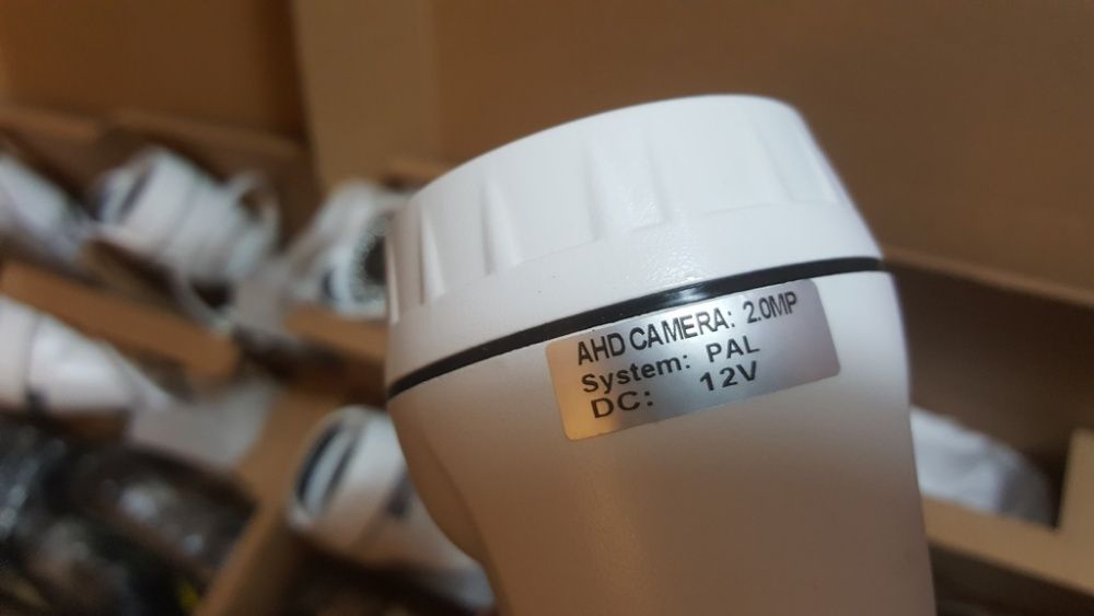 video vigilancia 8 cameras 1080p AHD 8 cabos 20m DVR P2P internet IP