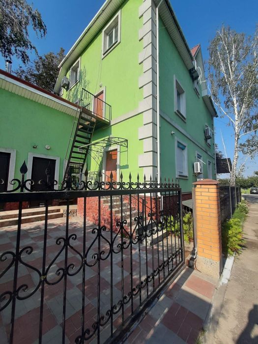 Оренда та продаж