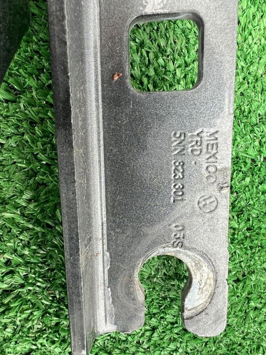 Петлі капоту VW tiguan 2 завіси