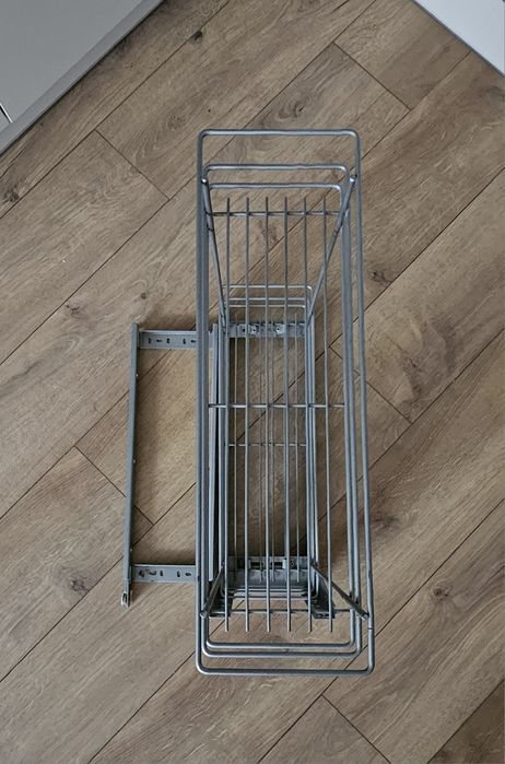 Kosz cargo do szafki 20 cm