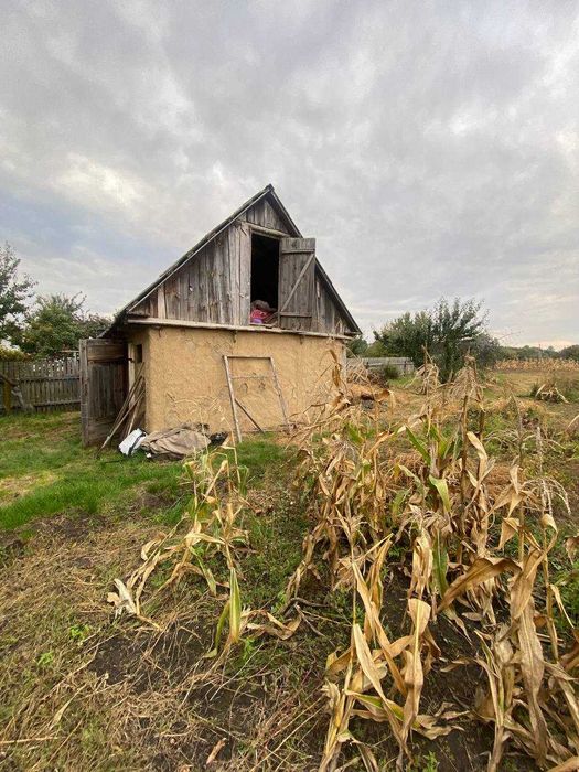 Продам частину будинка в селі Трушки