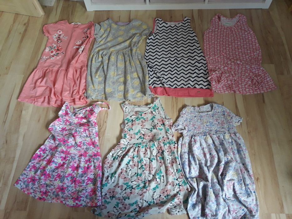 7 sukienek, Sukienki 116/122 H&M