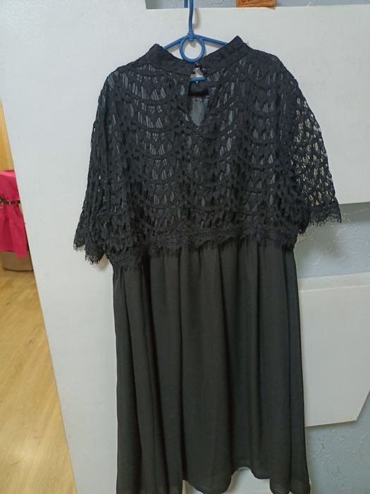 Одяг для дівчинки р 140-146