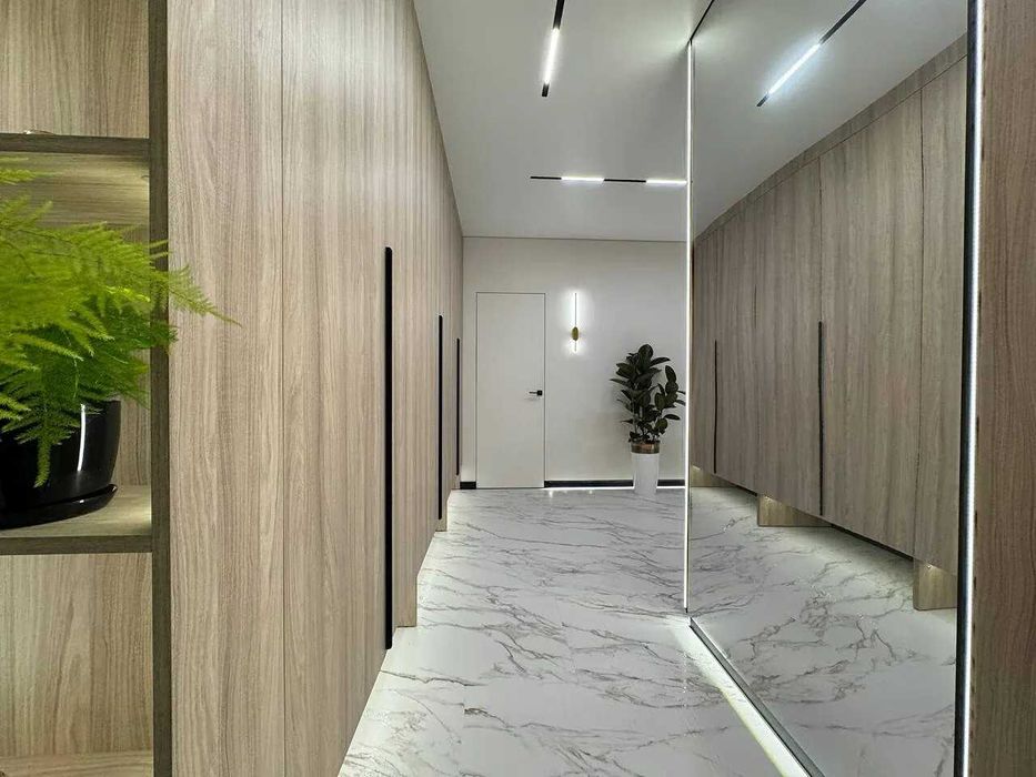 Унікальна 2-кімнатна квартира у ЖК Долішній з патіо!