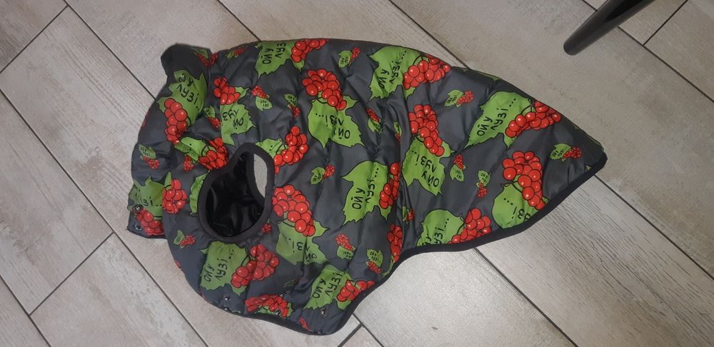 Зимняя жилетка для собаки