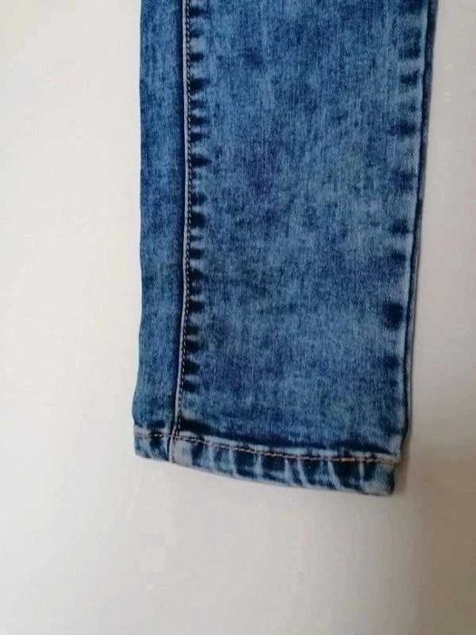 Świetne jeansy damskie, miękkie i wygodne, rozm. 36