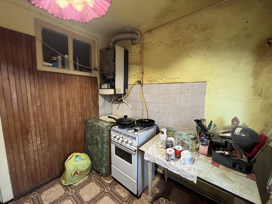 Продам 3к кв 50 м2 Берегово вул. Стефаніка 65