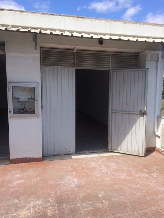 Garagem armazem arrenda-se