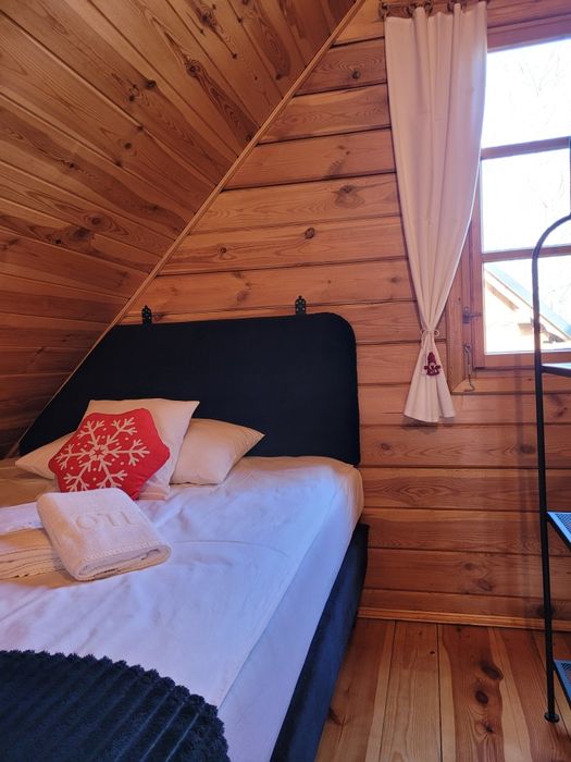 Domek letniskowy nad jeziorem Solina. Cypel. Solina - Święty Spokój