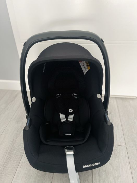 Nosidełko  Maxi-Cosi CabrioFix i-Size z bazą Isofix