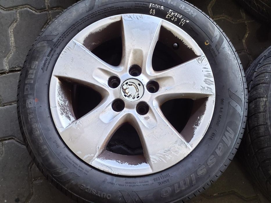 Jantes Skoda R14 Com Pneus 185/60 Furação 5X100