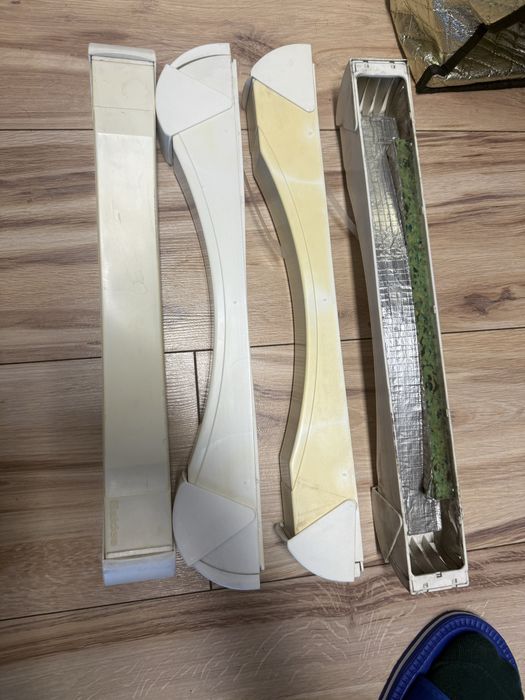 Nawiewnik okienny ciśnieniowy akustyczny