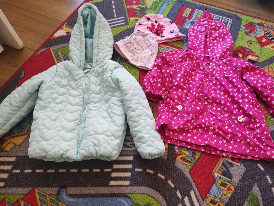 Kurteczki 92 i czapeczki