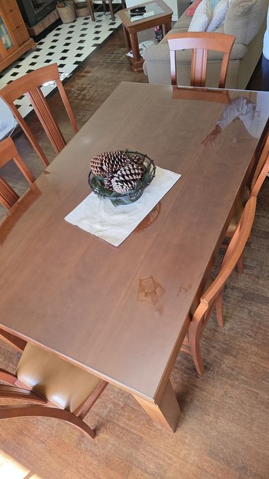 Mesa e 6 cadeiras Cerejeira