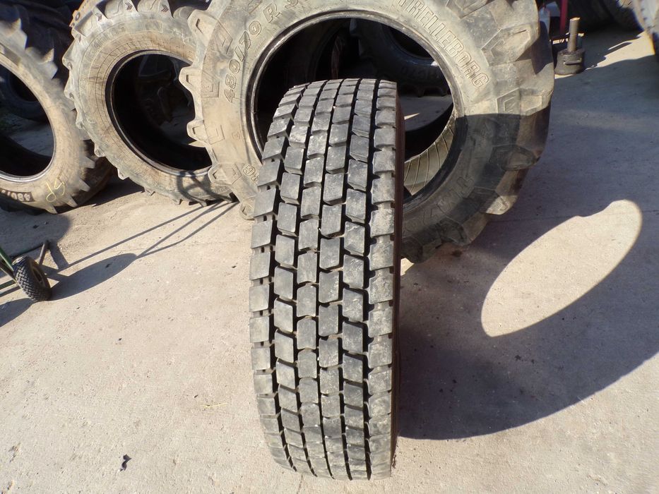 Opona 295/80R22.5 PETLAS RH 100 PLUS (750 netto)