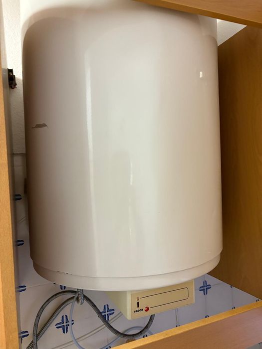Termoacumulador de água Fagor
