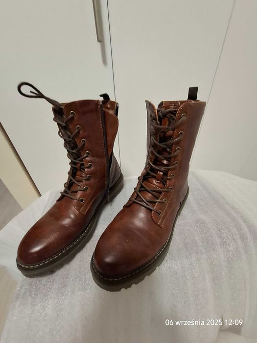 buty ocieplane firmy Mustang, typu botki, używane