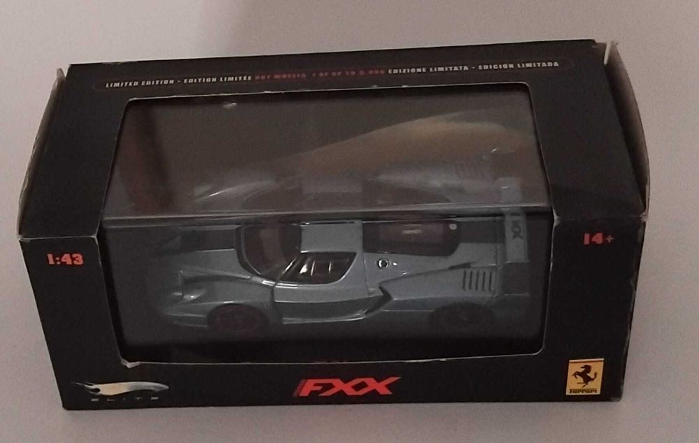 Ferrari FXX, 1-43. 45€.  Vendo miniatura da minha coleção. Na minha coleção desde 2013.
