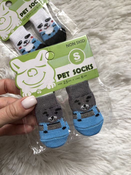 Skarpetki dla psa nowe dwie pary
