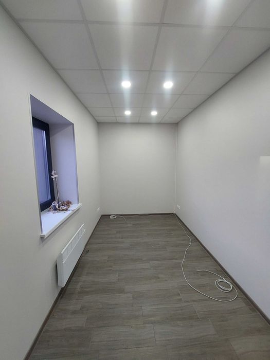 Оренда офісів (район Металургів., НДІОГАЗ) з окремим входом на 1 пов.