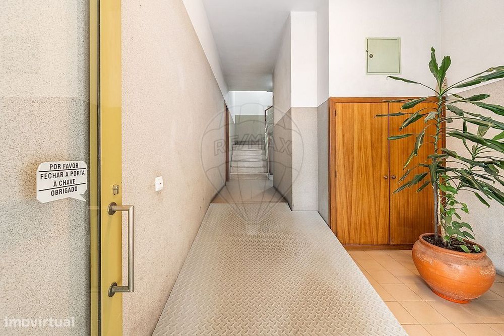 Apartamento T2 para venda em Creixomil