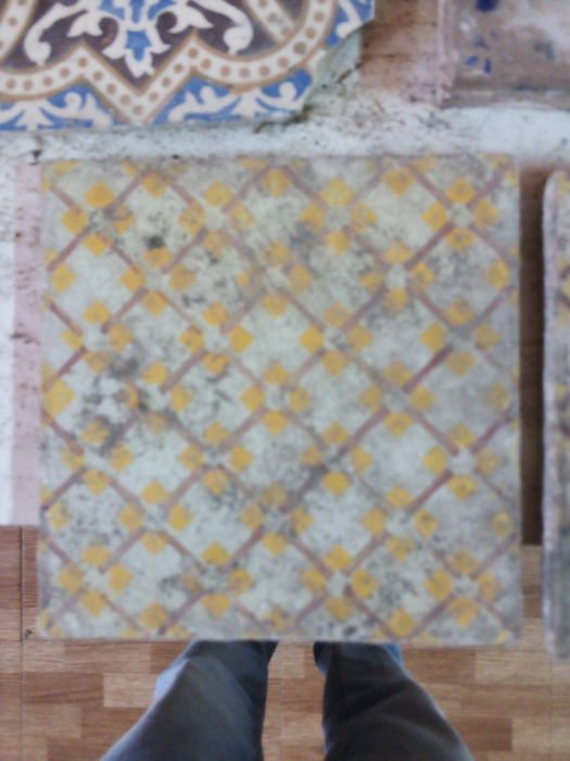 Unique secular.64585613046275122