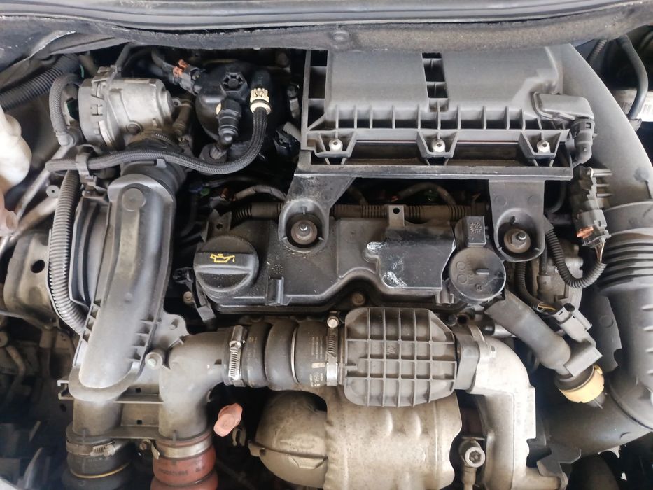 Motor completo PEUGEOT 208