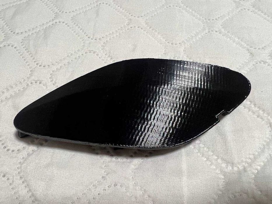 Заглушка рено ( Renault ) та інші пластикові кузовні елементи