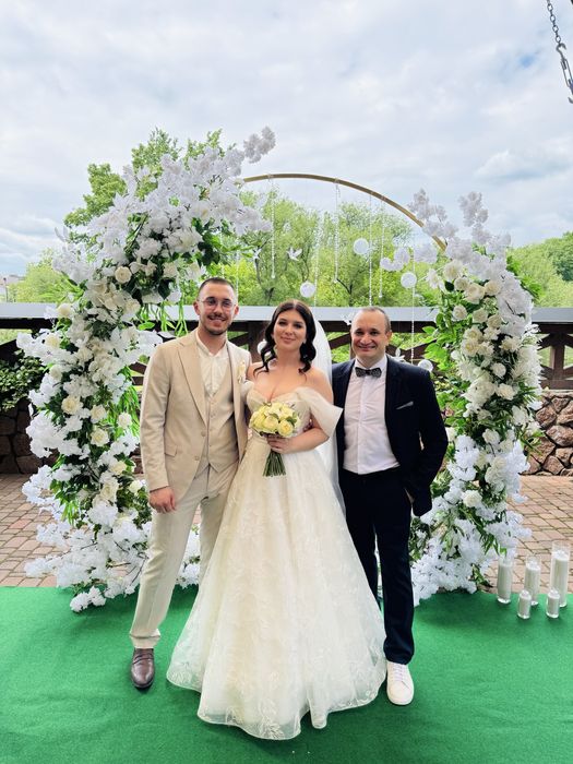 Ведучий, жива музика, dj, ведущий.