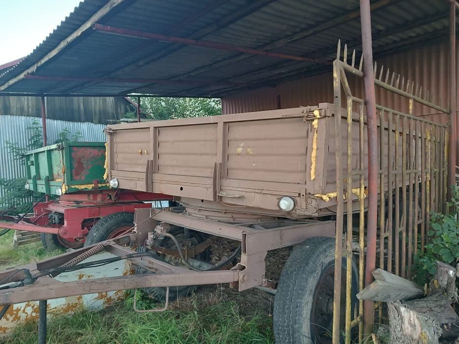 Przyczepa rolnicza D-47 wywrotka na 3 strony