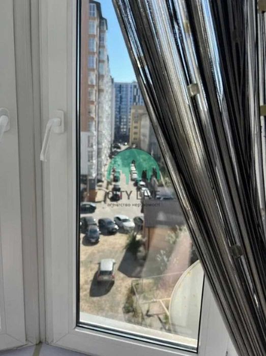 Здається 1-кім квартира в центрі біля Стометрівки (51)