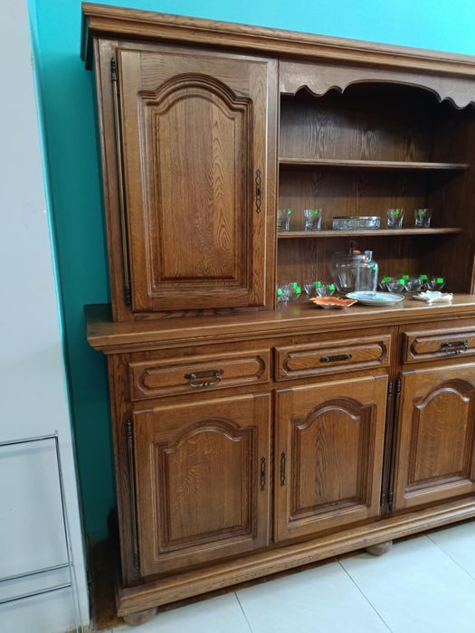 Duży Dębowy Kredens Belgii