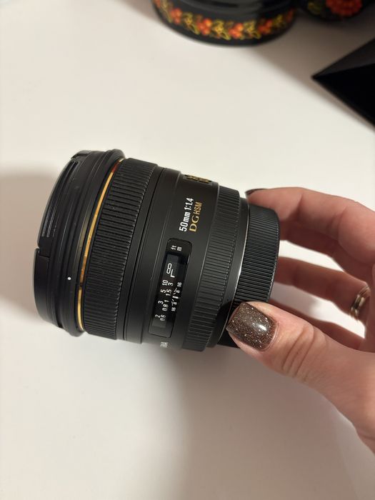Обєктив Sigma EX 50mm f/1.4 для canon
