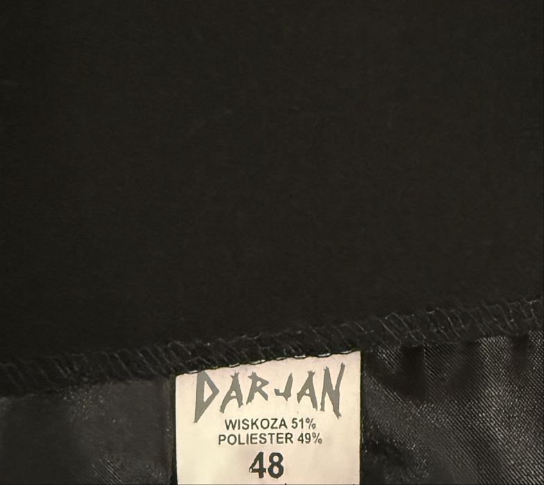 Czarna spódnica Dar-Jan 48