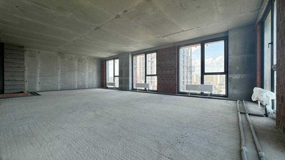 Продам панорамну 3к-4к квартиру в ЖК MARSHALL