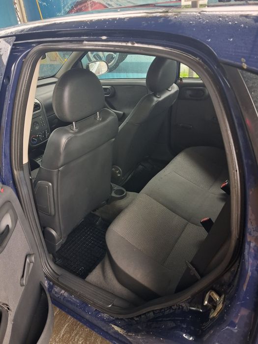 Opel Corsa 1 .0 benzyna