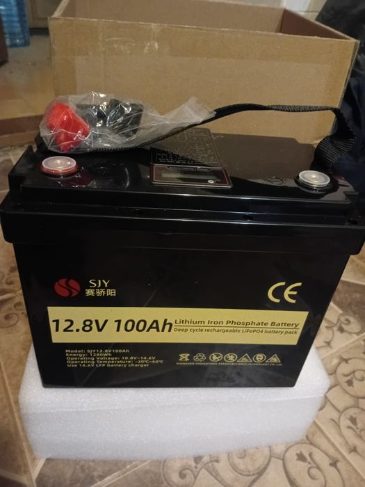 Акамулятор 12vLIFePO4 100Ah брав для себе.