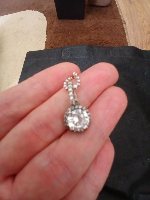 Срібний ланцюжок з підвісом