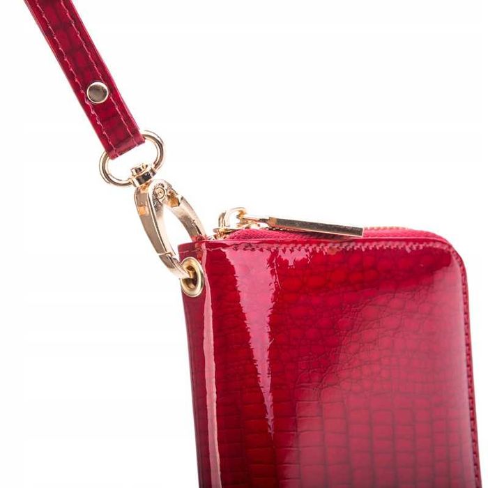Portfel damski Betlewski skórzany lakierowany RFID czerwony na zamek