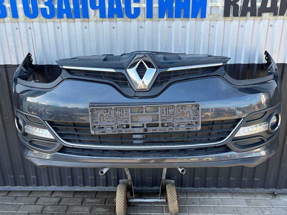 Бампер Передній Renault Megane 3 (2013-2015) Бампер Рено Мегна 3 2013 2014 2015