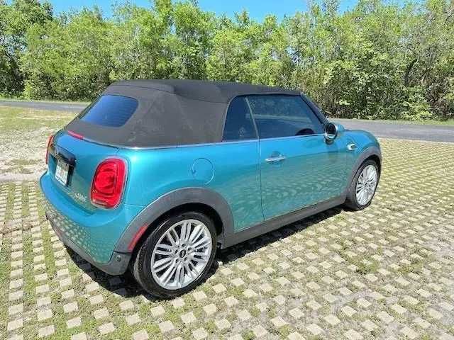 2017 MINI Cooper