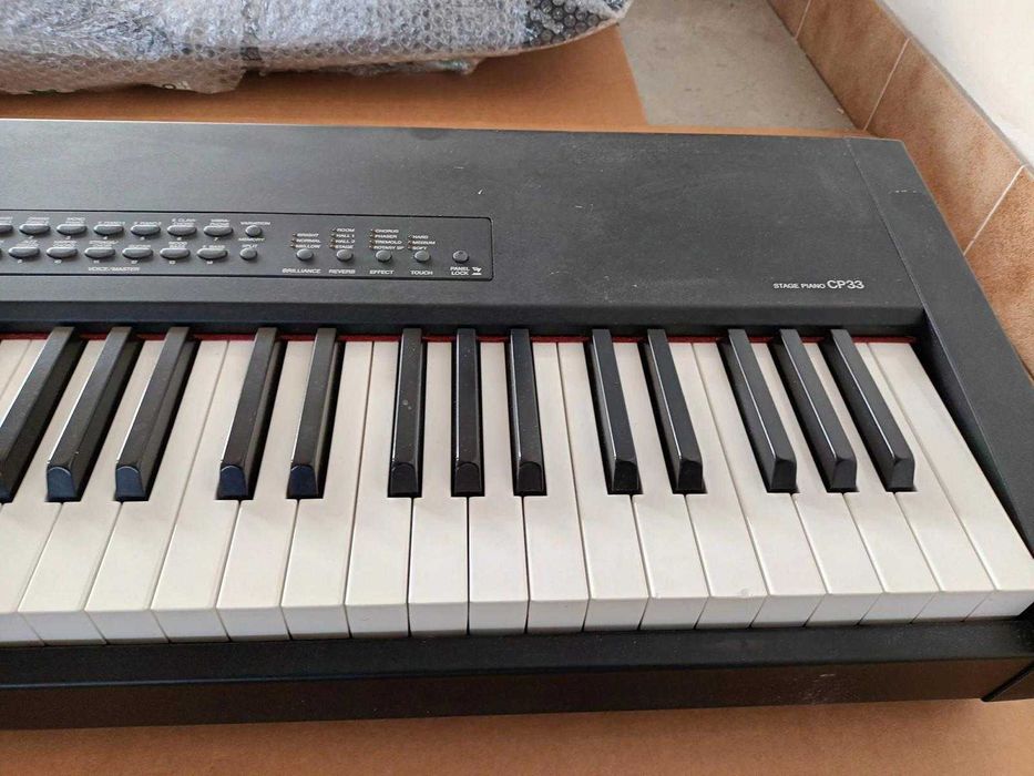 Yamaha CP33  Stage Piano de palco muito bom estado