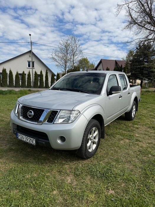 Nissan Navara 2.5 190 km niski przebieg 186TYS okazja bez korozji super stan  FV23 blokada mostu