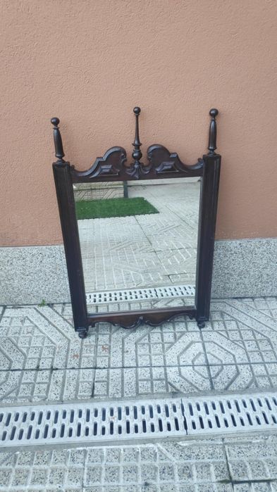 Wood-framed Mirror64752094079233120