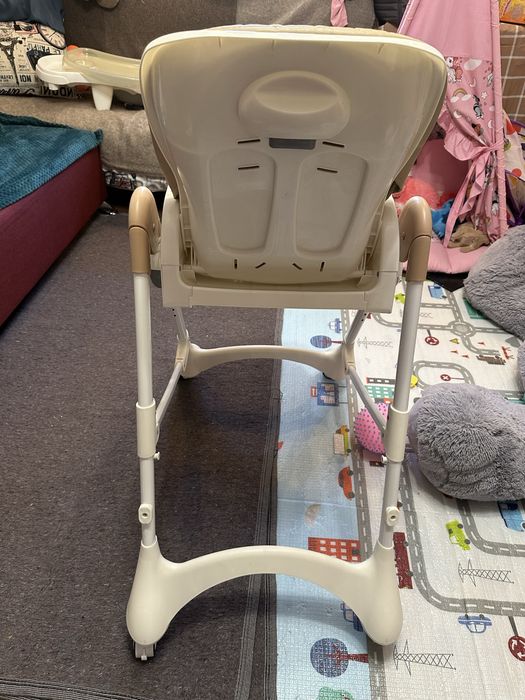 Стульчик для годування Carrello Caramel